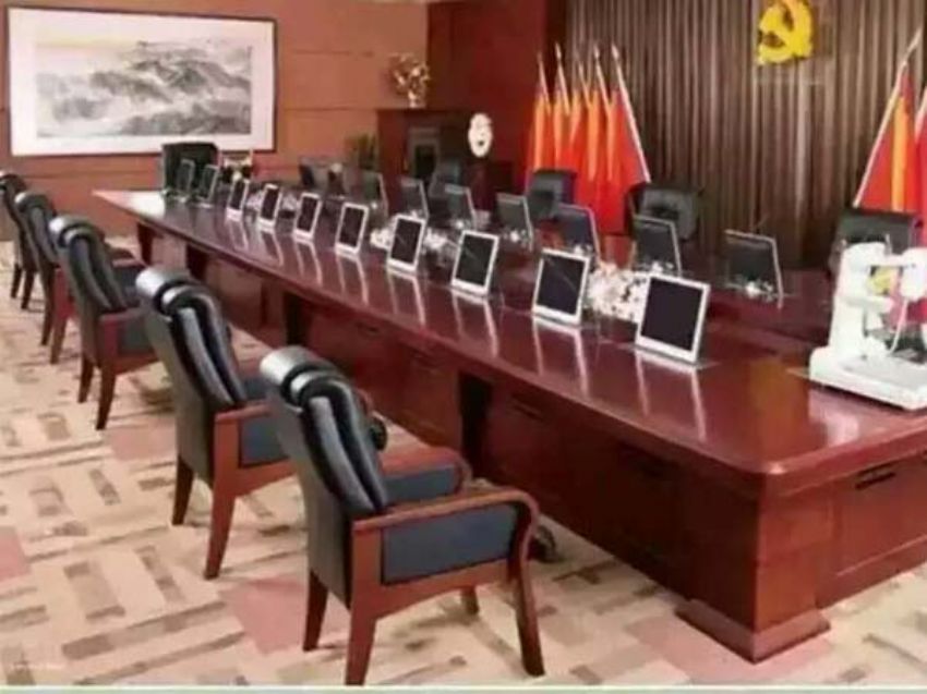 點(diǎn)擊查看詳細(xì)信息<br>標(biāo)題：會(huì)議桌系列案例 閱讀次數(shù)：955